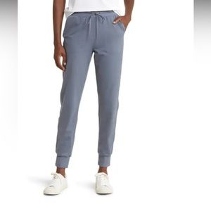 Zella Live In Pocket Joggers; EUC; Size M;